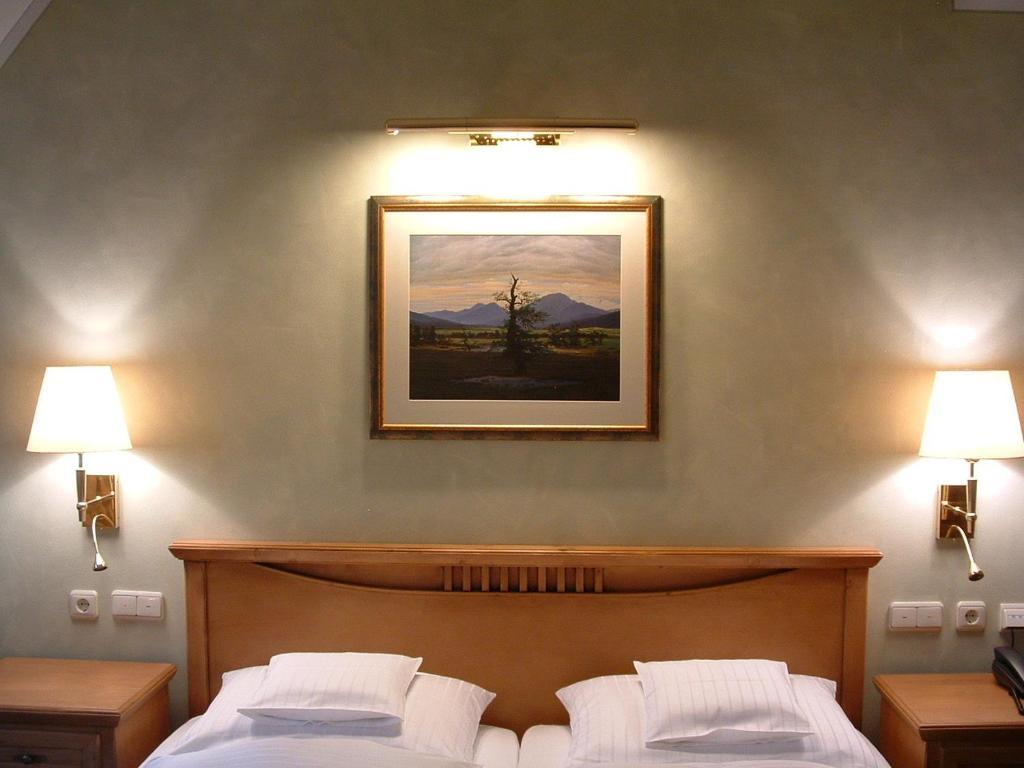 Altstadthotel Braeuwirt Weiden in der Oberpfalz Room photo