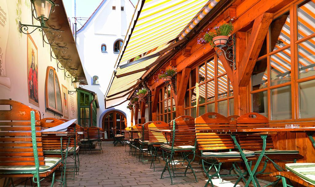 Altstadthotel Braeuwirt Weiden in der Oberpfalz Exterior photo
